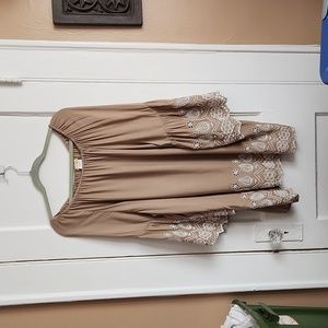 SWEET MAGNOLIA BLOUSE SIZE XL